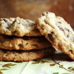 bakeddd:urban legend chocolate chip cookiesclick here for...