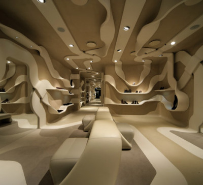 sparks-of-fire:<br /><br />Milanese architect/designer Fabio Novembre has sent us images of his latest project – a flagship store for American shoe brand Stuart Weitzman at 27 Via dei Condotti in Rome.<br />