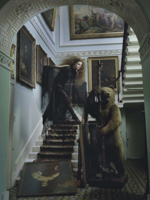 Guinevere Van Seenus Tim Walker Vogue Unique March 2011