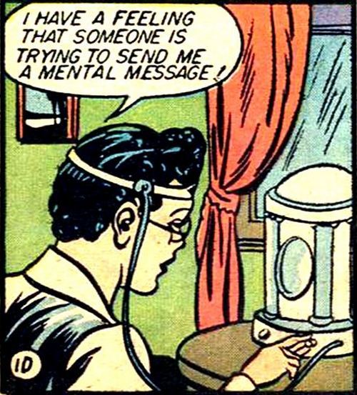 comicallyvintage:
“ Might want to check your spam box, Diana.
”