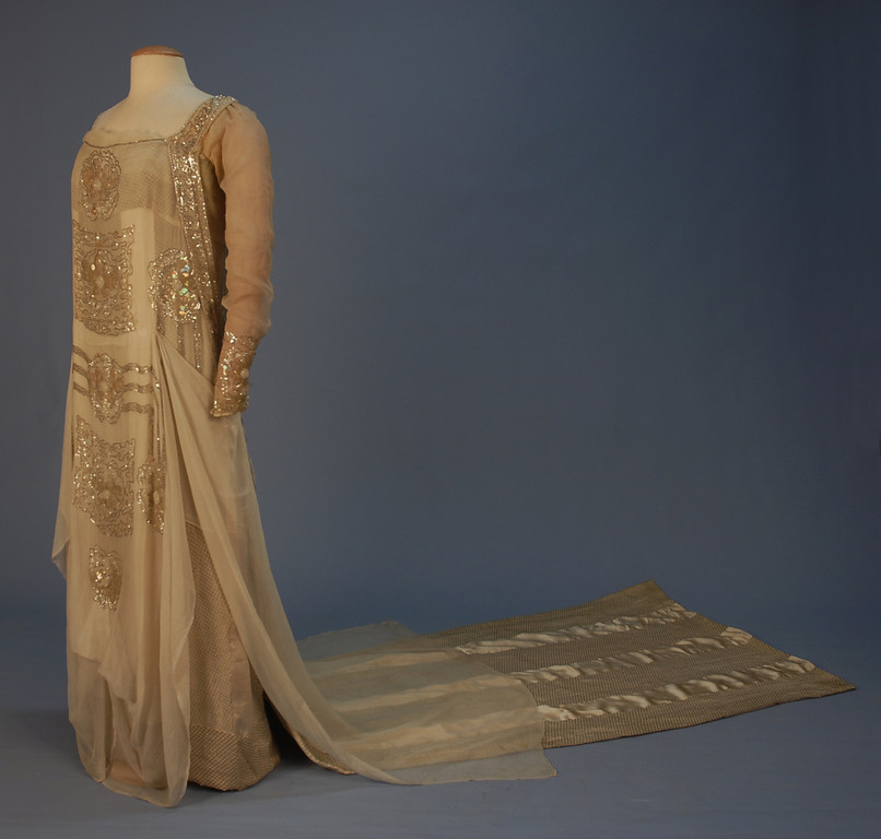 Old Rags Wedding Dress 1915 New York Click For A Giant