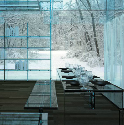 cjwho:<br /><br />This Glass House resides in the Forests of Italy and was designed by Carlo Santambrogio and Ennio Arosio  ~ http://bit.ly/nAUJvI<br />