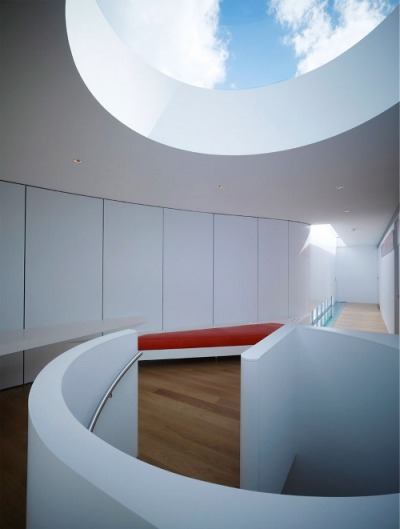 architectureblog:<br /><br />(via Skim Milk: Bondi Penthouse by Brian Meyerson Architects | Design Milk)<br />