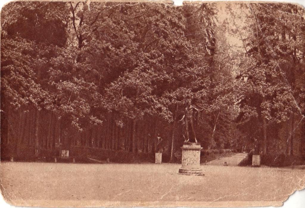 Statue in the royal park of Pavlovsk (near Leningrad).