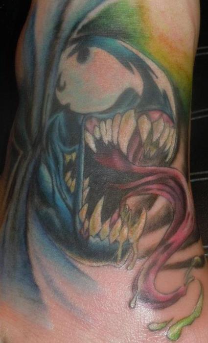 I Love Superhero Tattoos - fuckyeahtattoos: This is my Venom foot tattoo...