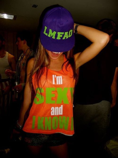 fashion style clothing clothes cute clothing cute clothes cute pinny lmfao sexy i& 039;m sexy and i know it im sexy and i know it green orange hat girl teen teen girl teenager teens