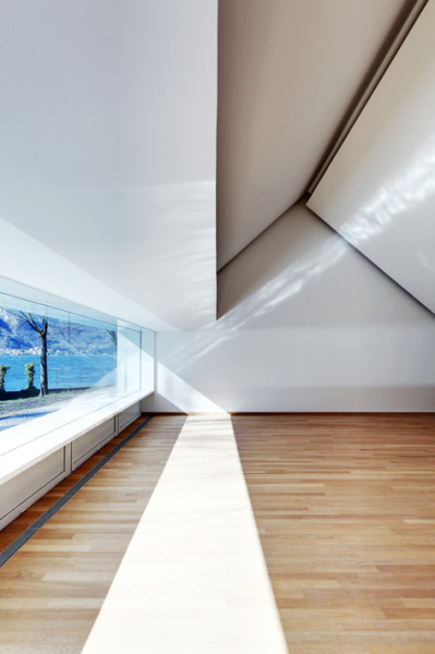 subtilitas:<br /><br />The reflective metallic sill in ACT Romegialli’s rower’s hall in Mandello Lario generates some stunning lighting patterns throughout the day; a rippled effect similar to the adjacent river the rowers practice on. Via.<br />