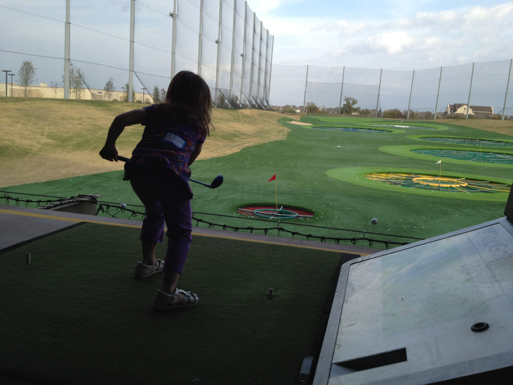 Helpmefred Com Elise S Second Swing At Top Golf She S 2