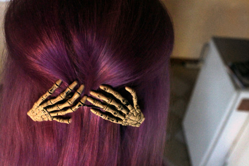 purple hair skeleton skeleton hands hands kreepsville purple hair updo me personal