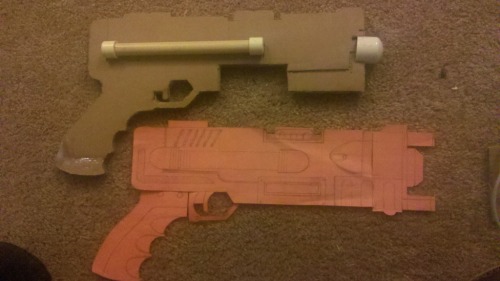 so, i was talking with a friend about building prop weapons and thought it might be worthwhile to show you guys how i get started.
for those who don’t know weapons on sight (read: me), this is a new vegas style plasma defender in the making.
first...
