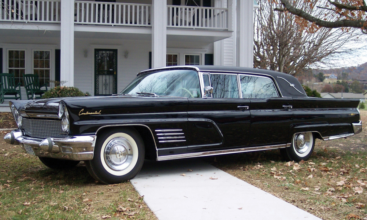 Car Photos, 1960 Lincoln Continental Town Landau 4dr Hardtop