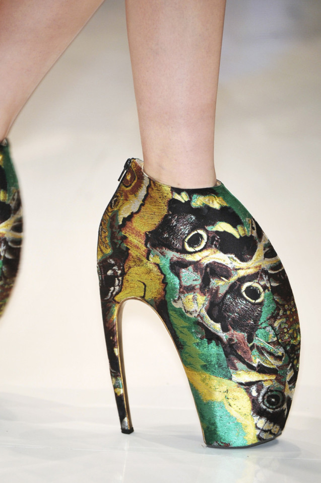 how to make alexander mcqueen armadillo shoes