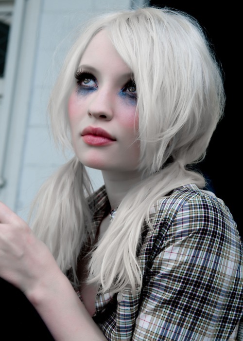 emily browning blonde | Tumblr