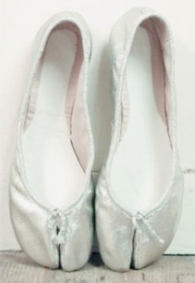 tabi ballet shoes