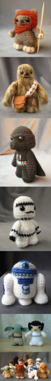 knit series vinyl figures