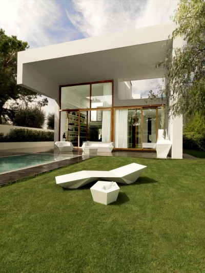 architekturdesign:<br /><br />(via FAZ outdoor furniture collection by Ramón Esteve for VONDOM)<br />