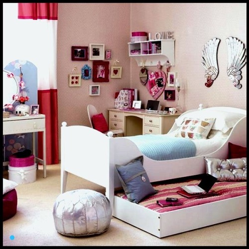 girls bedroom on Tumblr