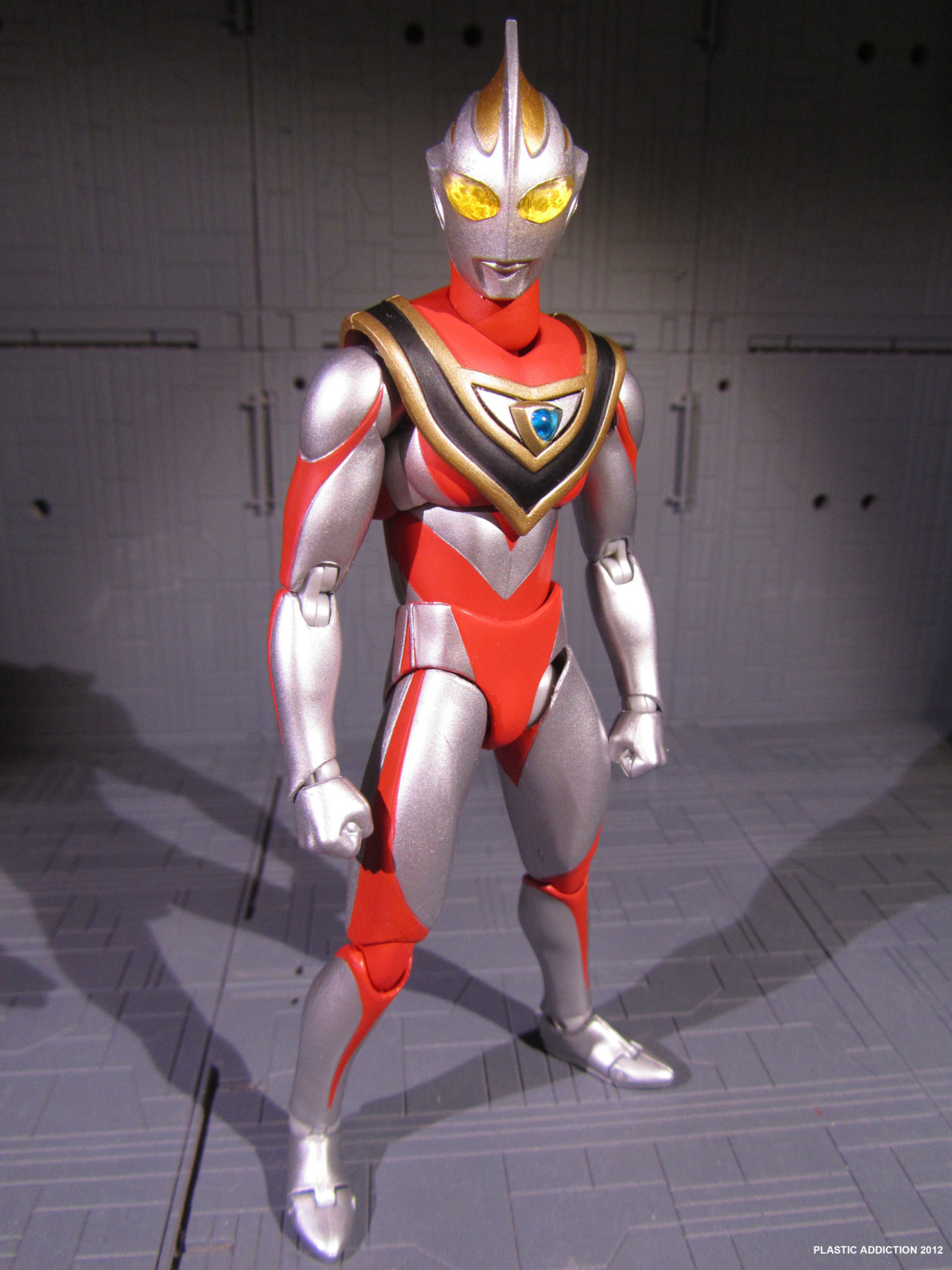 ultraman gaia figure