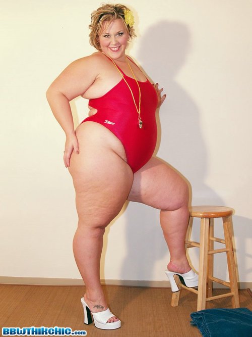 malshun:Baywatch in a perfect world.BBW Thik Chic from her...