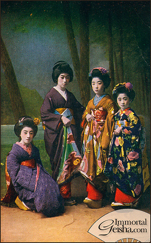 Maiko Tomigiku, Danko i Momotaro z oneesan