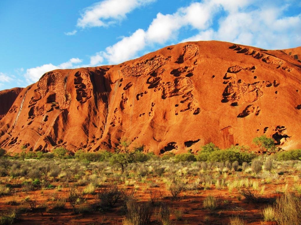 Uluru, Northern Territory, Australia Uluru... - GO TRAVELING