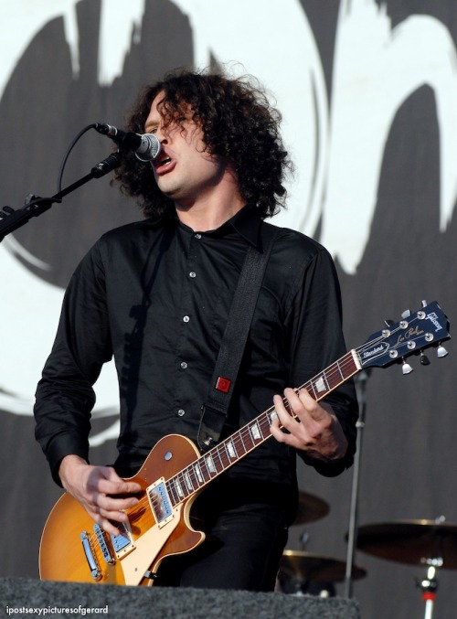 ipostsexypicturesofgerard:(click pic for HQ)Reading Festival,...