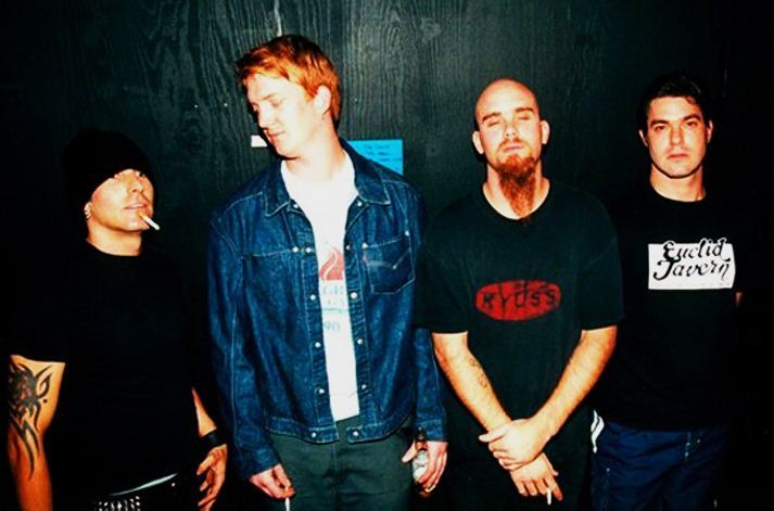 queens of the stone age spiders and vinegaroons