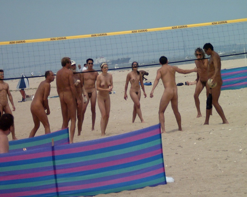 Voyeur Beach Tumblr Com Tumbex