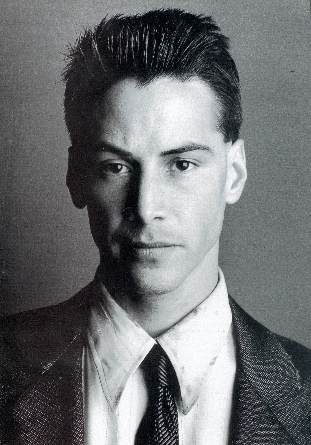 Sala66 Keanu Reeves 1995 handsome-black-men-with-style