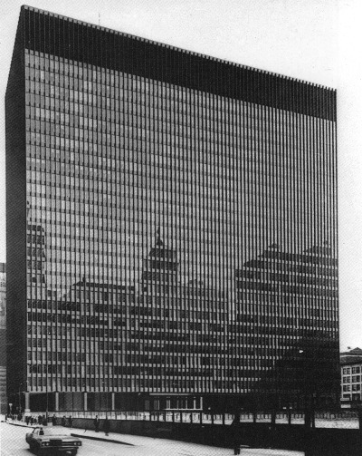 obsessedbythegrid:<br /><br />Mies Van Der Rohe, Federal Center in Chicago, 1959-64<br />