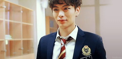 tumblr_m195mivQSd1r2l9wa.gif