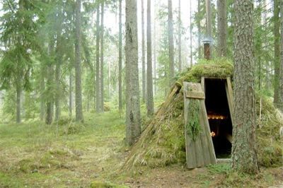 **Update** - The link is fixed!<br />Spend the night in a Forest Hut in Sweden!