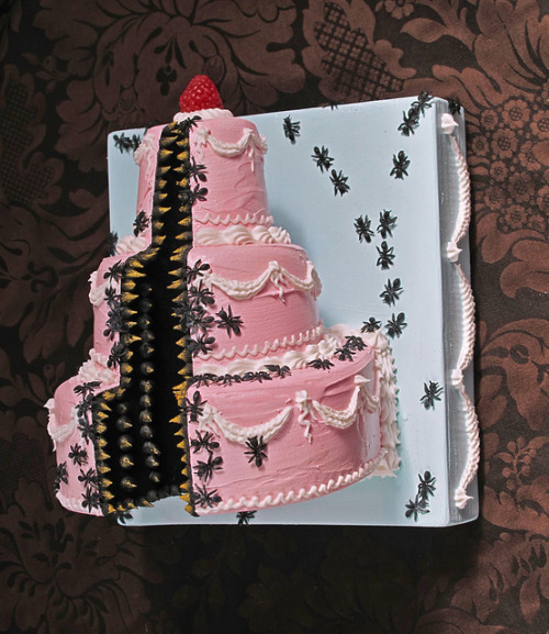 ianbrooks:Cakeland by Scott HoveScott Hove is back with a new...