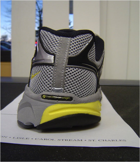 running shoes with soft heel counter