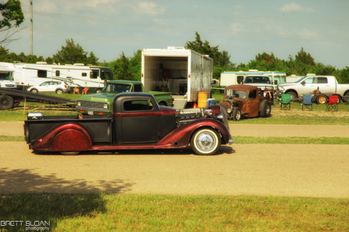 chromencurves:Wow! Candy red on flat black - there’s somethin...