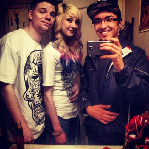 Chillin with coo ass homies from back in the day. (: Dillon and...