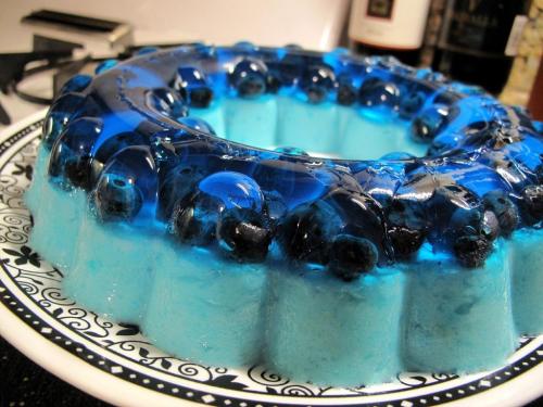 jello mold cake