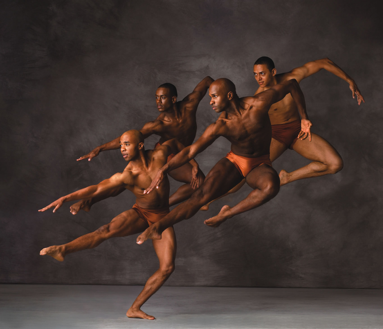 Голые балерины - фото эротика в балете танцующих балерин