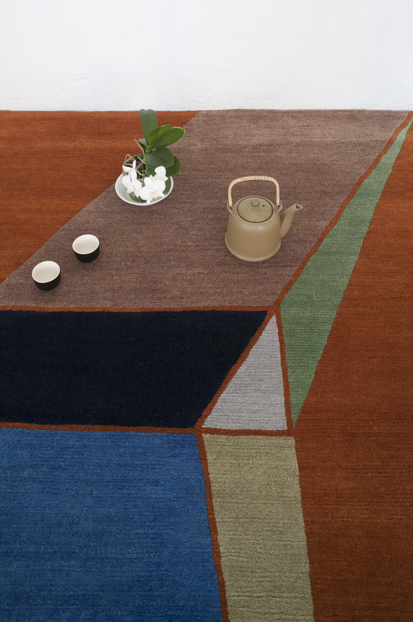 HAPPY ACCIDENT — The Milanese. » 20 Carpets 2011, Nathalie ...