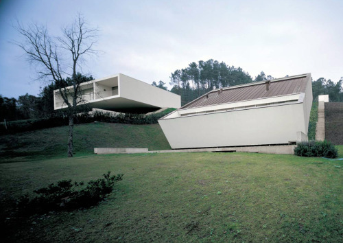 subtilitas:Eduardo Souto de Moura - Two houses, Ponte de Lima...