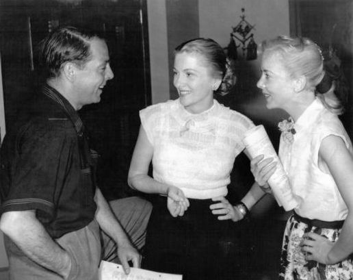 Collier Young, Joan Fontaine and Ida Lupino on set... - The Chums