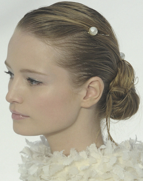 lavandula:maud welzen at chanel spring/summer 2012