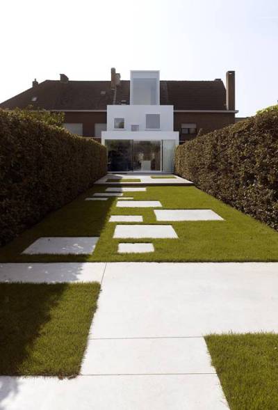 enochliew:<br /><br />House S by dmvA Architecten<br />The geometry of the rear façade is reflected in the design of the backyard, creating a more integrated design. <br />