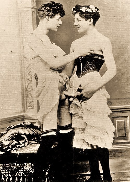 Victorian Porn Photography - black stockings & white flowers â€” A different scan of the ...