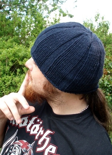 Ribbed Beanie - free mens Hat knitting pattern