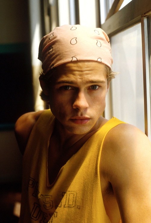 ohyeahpop:Brad Pitt