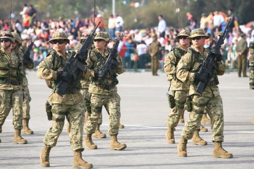 You're not bulletproof... - H&K MSG-90 Chilean military on parade with ...