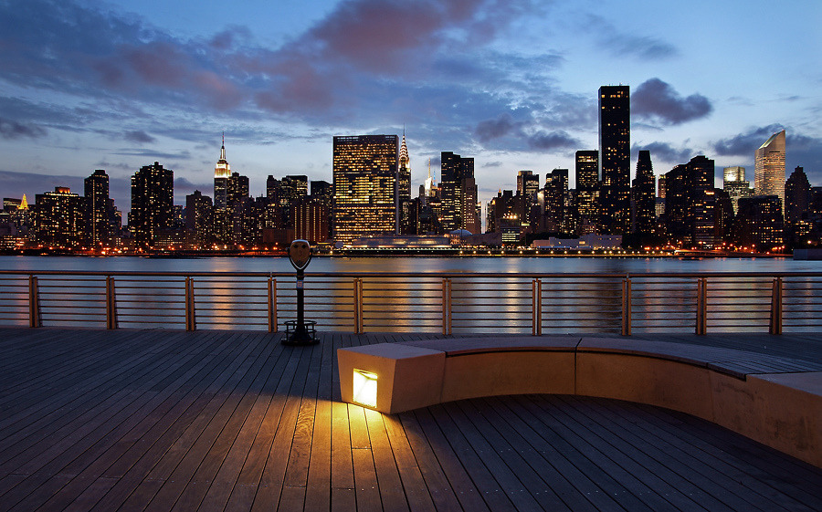 After Dusk | Gantry Plaza State Park ”