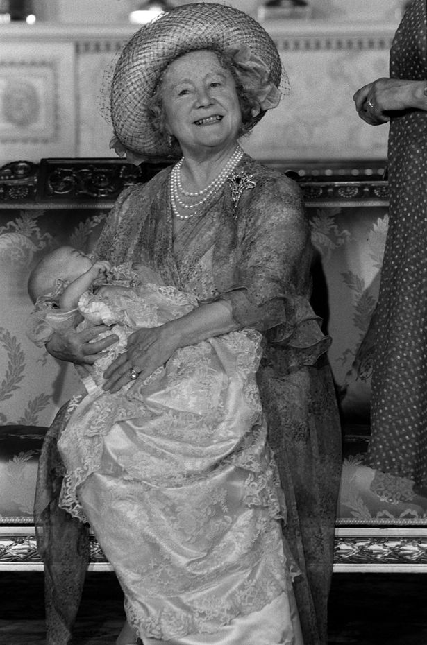 Queen Elizabeth, The Queen Mother with her... | The Royal Fanzine