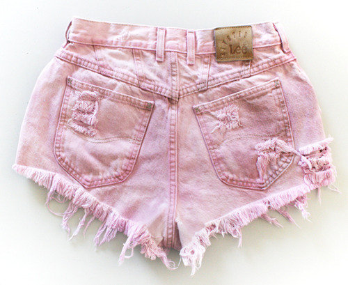 pink shorts on Tumblr